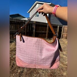 🚨AVAILABLE🚨 COACH Y2K LARGE SOHO SHOULDER CONVERTIBLE BAG IN COLOR BABY PINK!